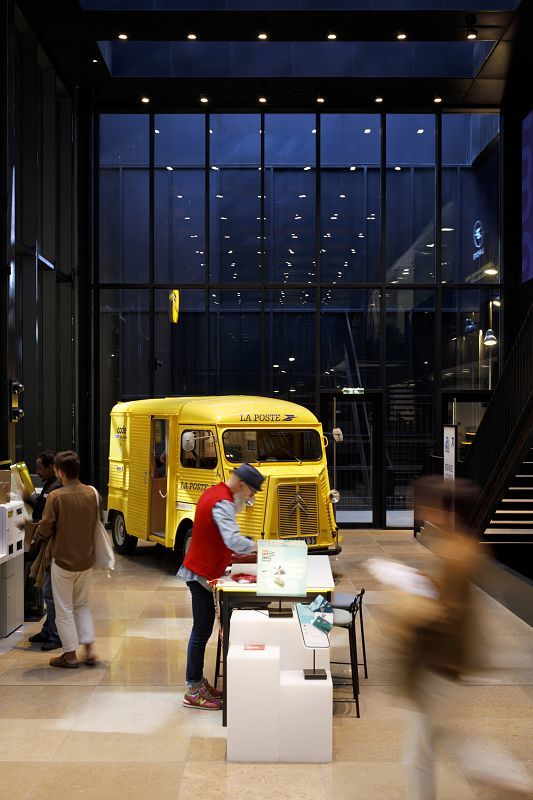 Poste Louvre, Parijs 