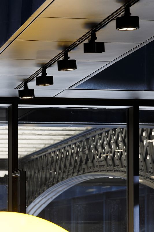 Poste Louvre, Parijs 