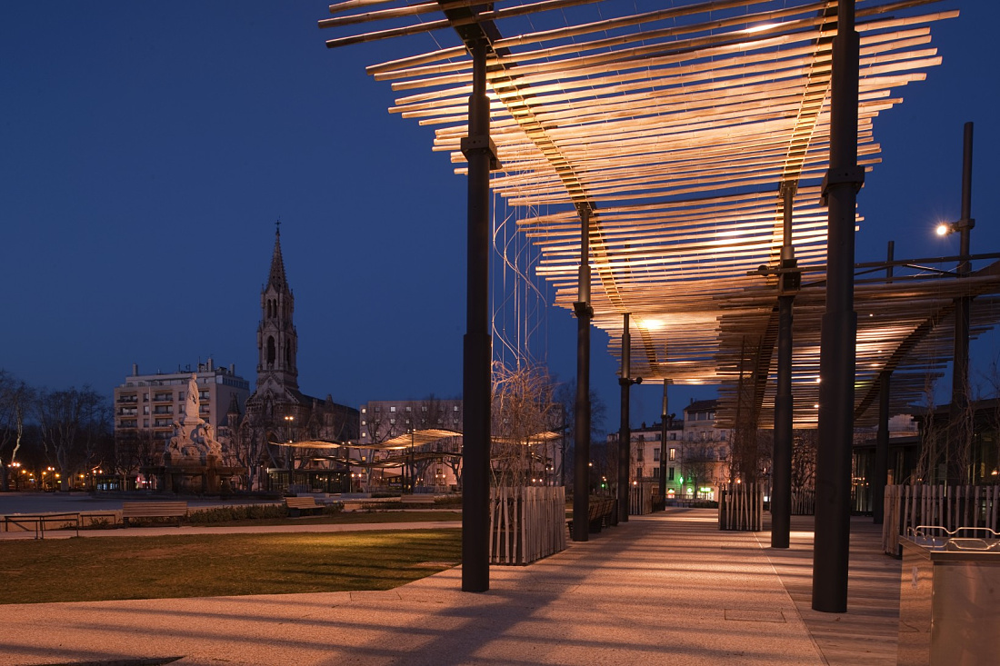 Nîmes Esplanade