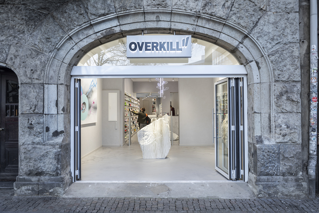 Store Overkill Cologne: lo street style incontra la galleria d’arte