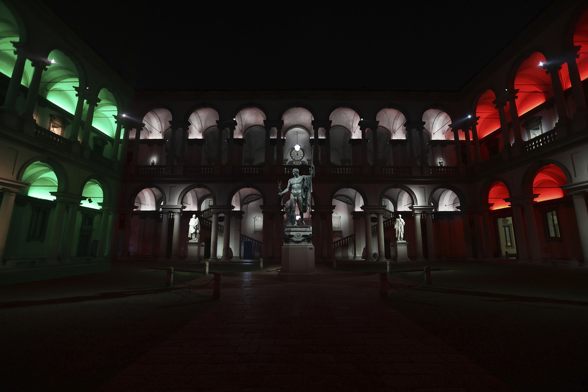 Pinacoteca de Brera / patio interior, Milán 