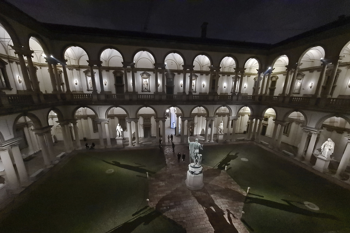 Pinacoteca de Brera / patio interior, Milán 