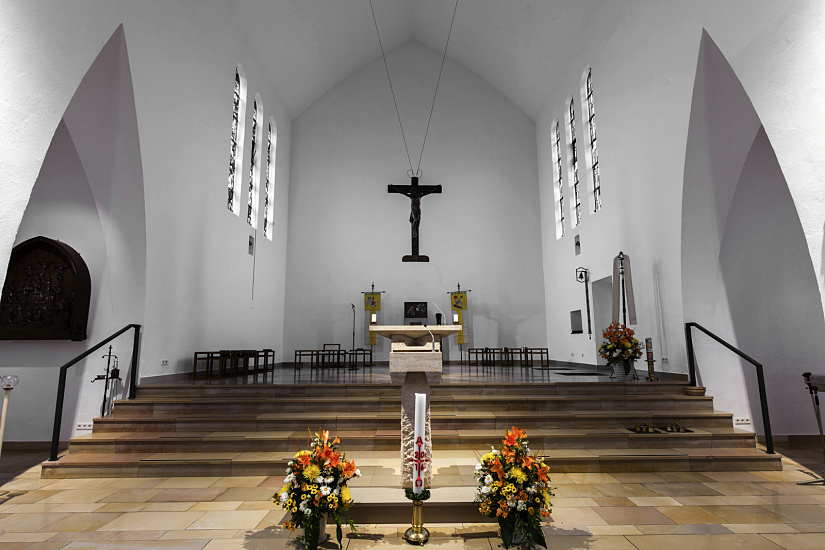 La nuova illuminazione della chiesa parrocchiale di Santa Maria Nascente a Grevenbroich