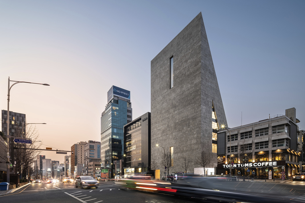 SongEun Art & Cultural Foundation, South Korea