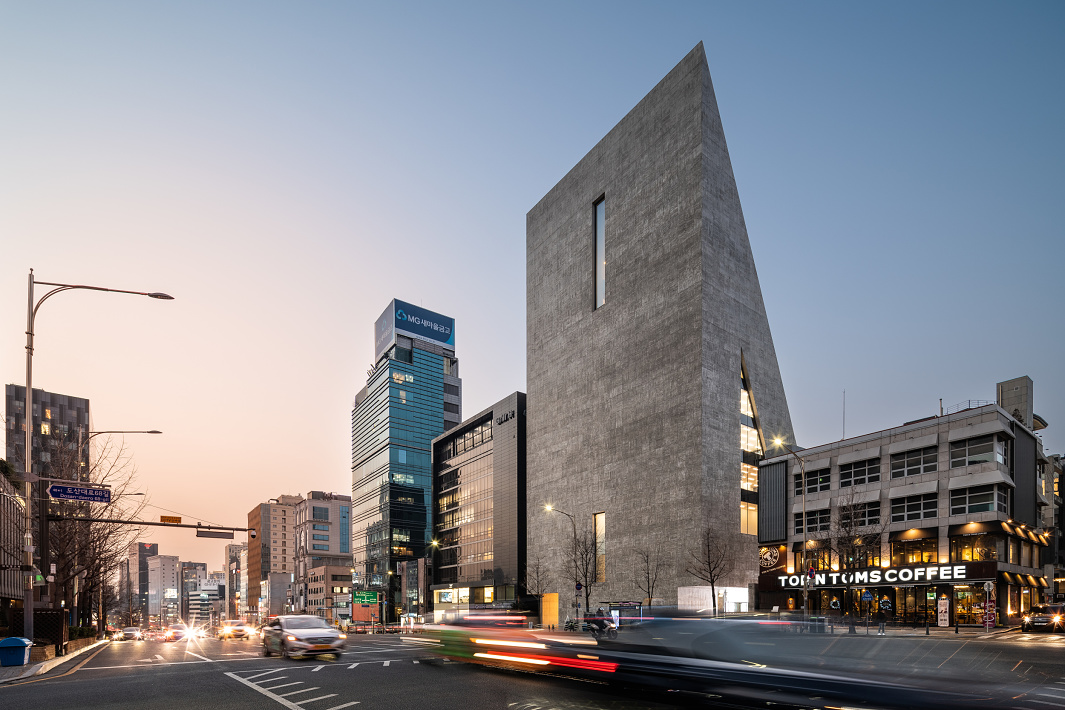 SongEun Art & Cultural Foundation, South Korea