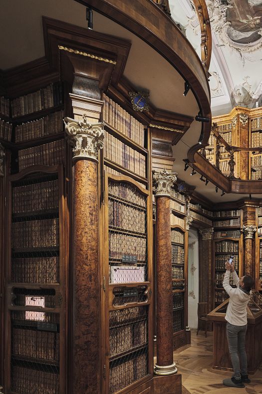 Stiftsbibliothek Sankt Gallen