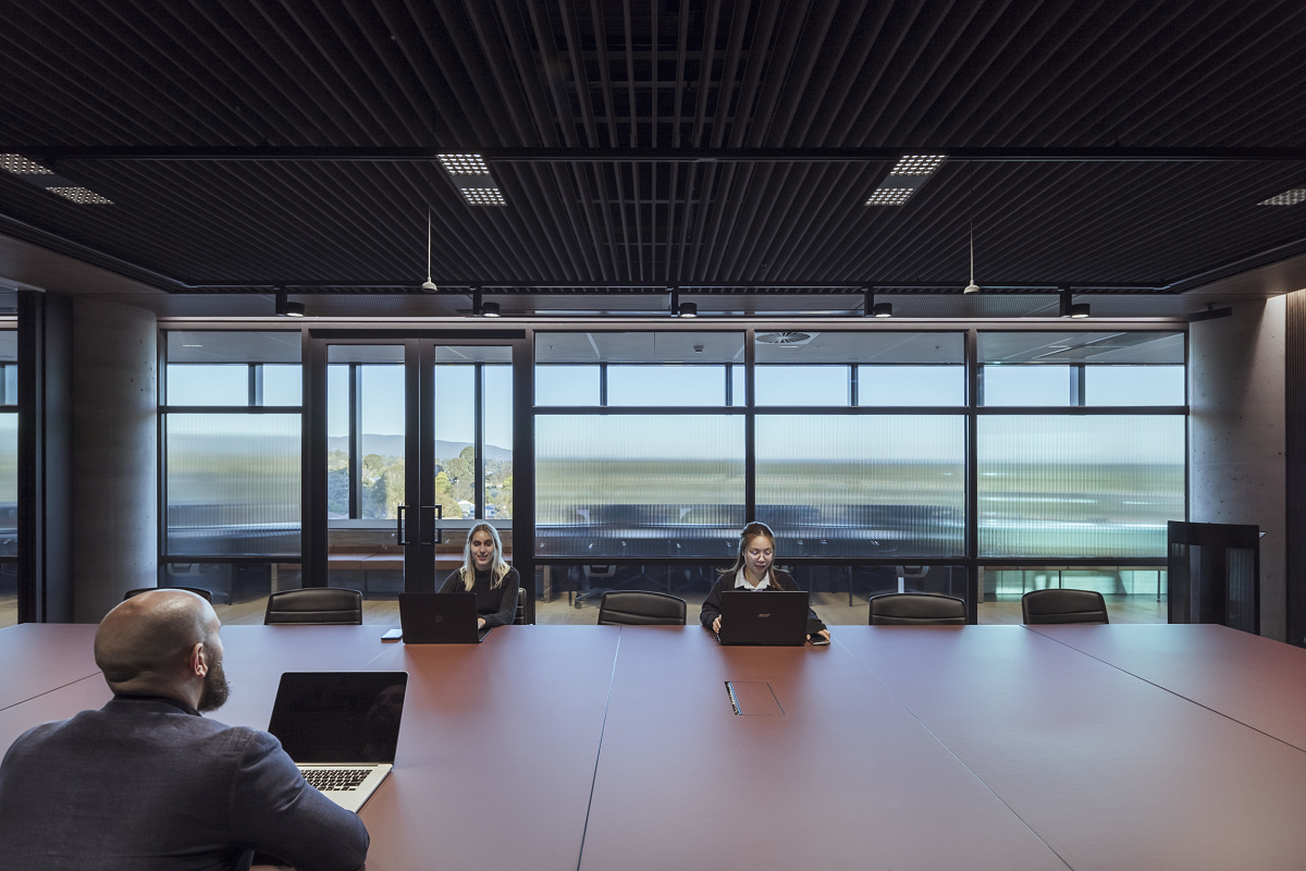 Aménagement du département commerce de détail, service clientèle et de bureaux de lÉtat du Victoria