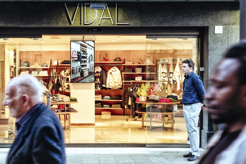 Modeboetiek Vidal, Vic