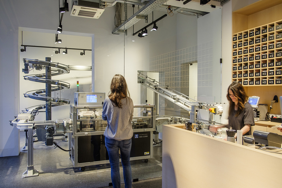 Projekte Shop Brillengeschäft YUN Store, Berlin ERCO