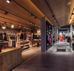 Concept Store Lanificio di Tollegno / Ragno, Milan