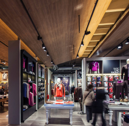 Lighting design: Retail design ceiling