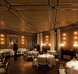 Restaurant Le Gabriel in Hotel La Réserve, Parijs