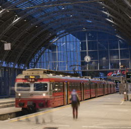 Illuminazione per stazioni ferroviarie