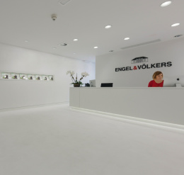 Real estate agency Engel & Völkers, Metropolitan Market Centre, Madrid