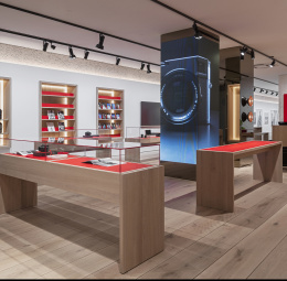 ERCO lighting in the 'Leica Store & Galerie' Munich